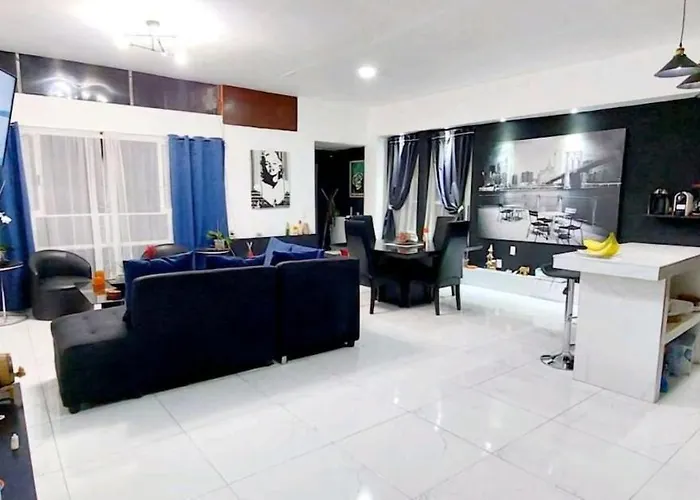Renta 2 Departamentos 9 Huespedes En Roma Nte アパート *